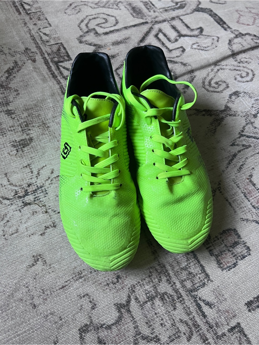 DREAM PAIRS Men‘s Superflight-2 Firm Ground Soccer Cleats Soccer Shoes